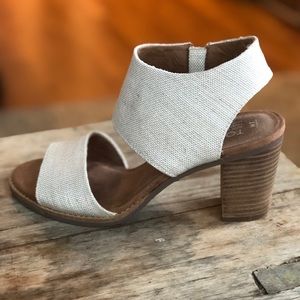 TOMS Natural Yarn Dye Majorca Cutout Sandals
